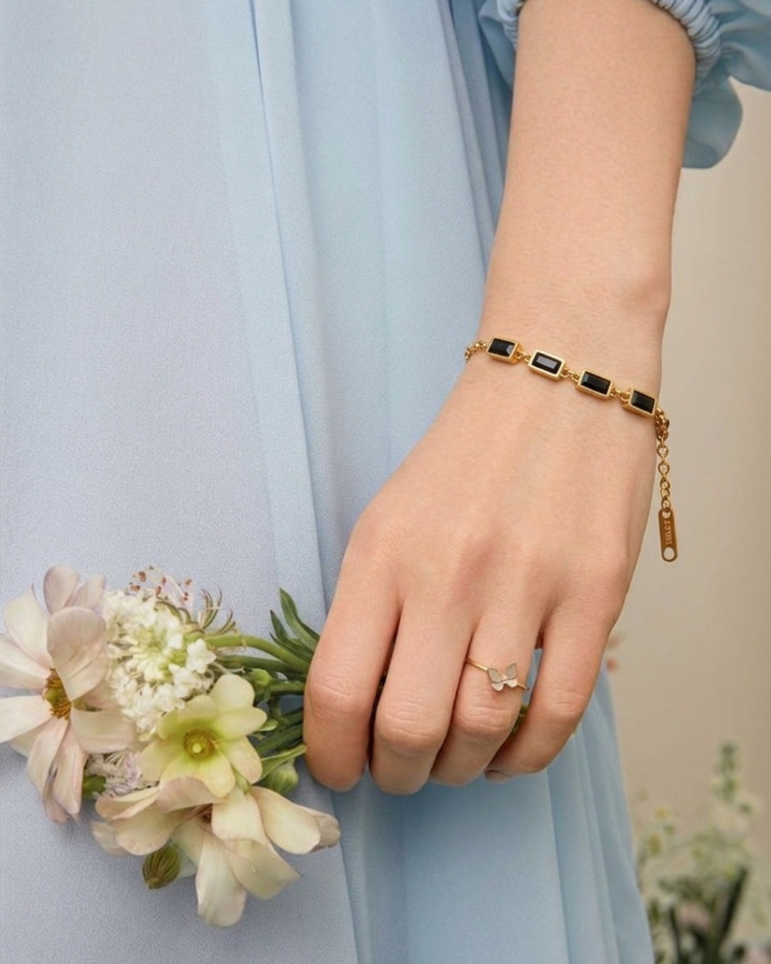 Bracelate